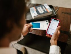 5 cara mengatur keuangan digital tanpa terjebak gaya hidup tunai